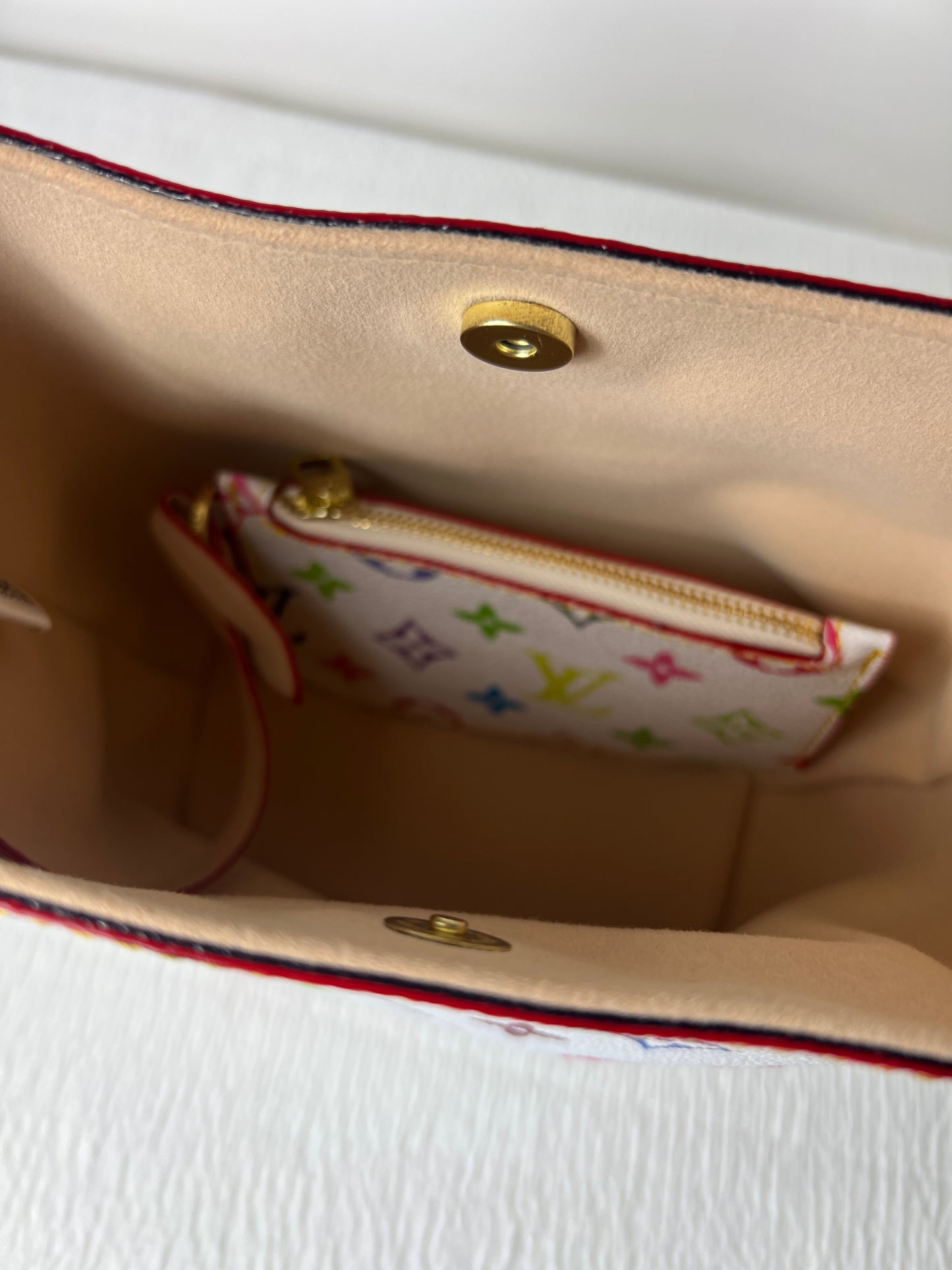 White colorful mini bucket