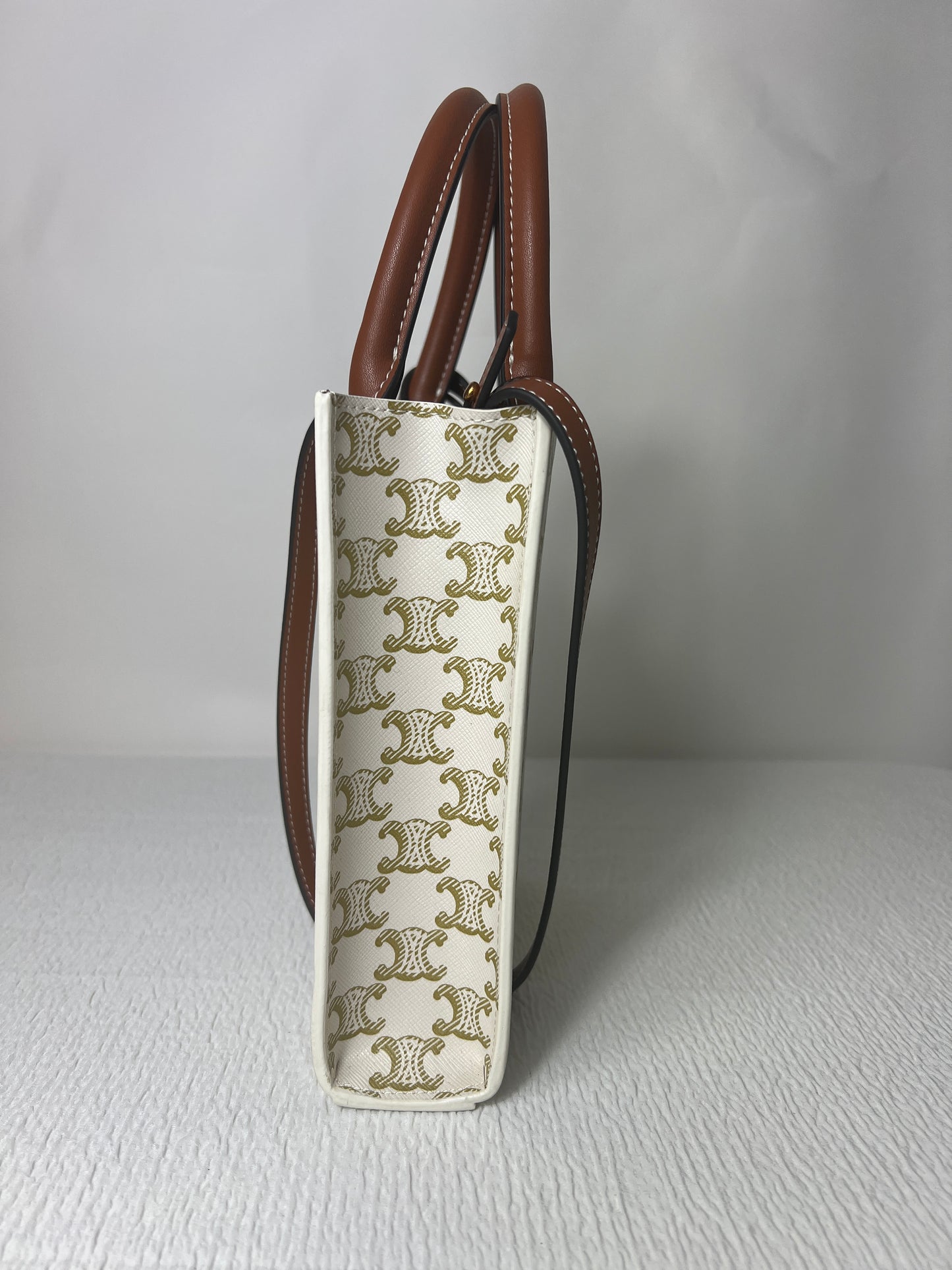 Vertical mini tote