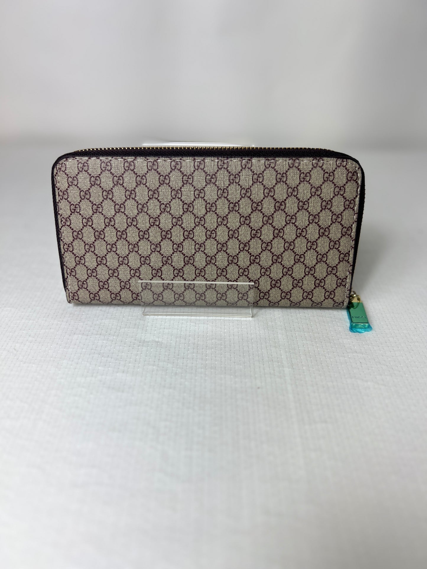 Leather G one zip