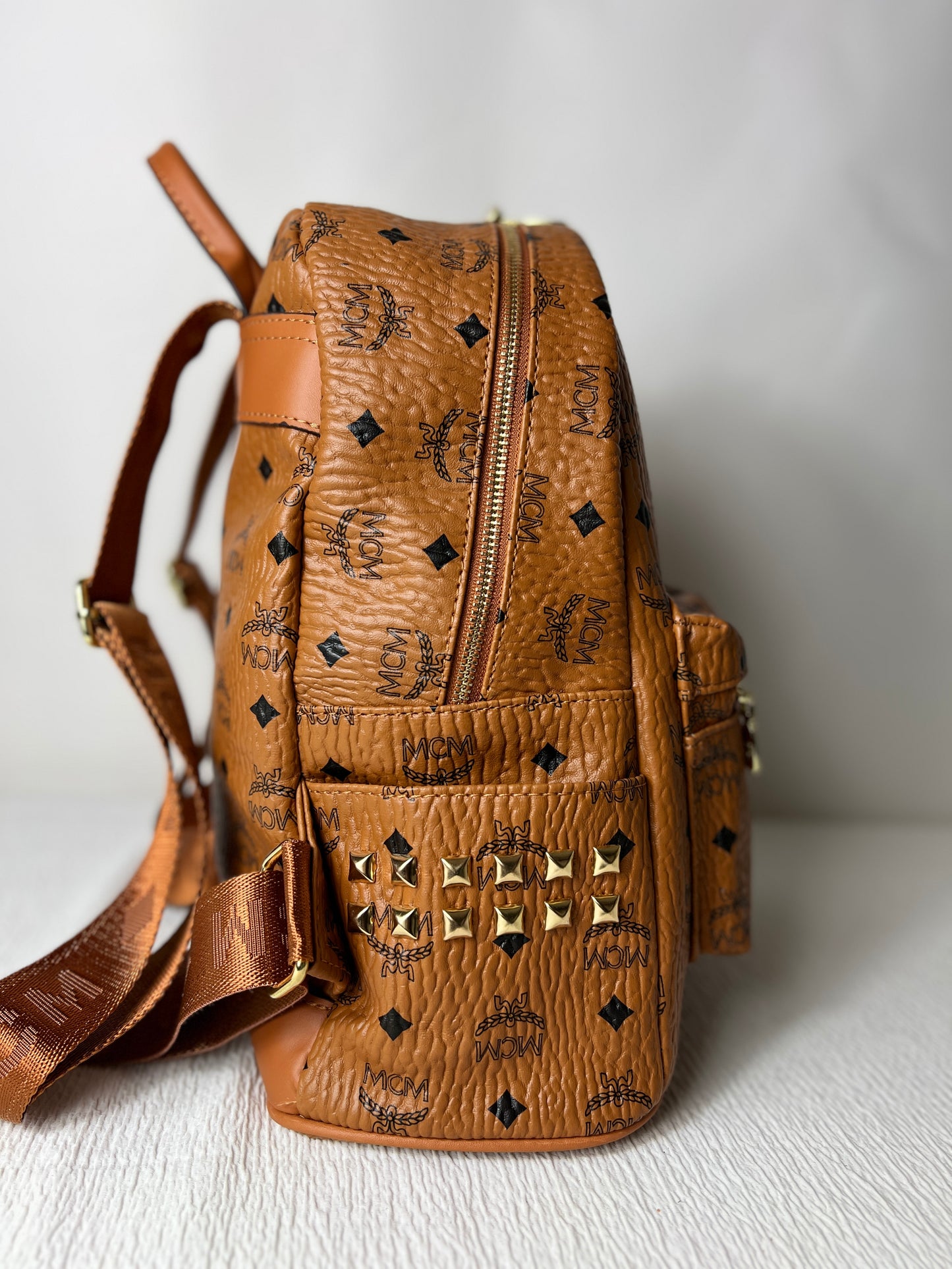 Monogram M
