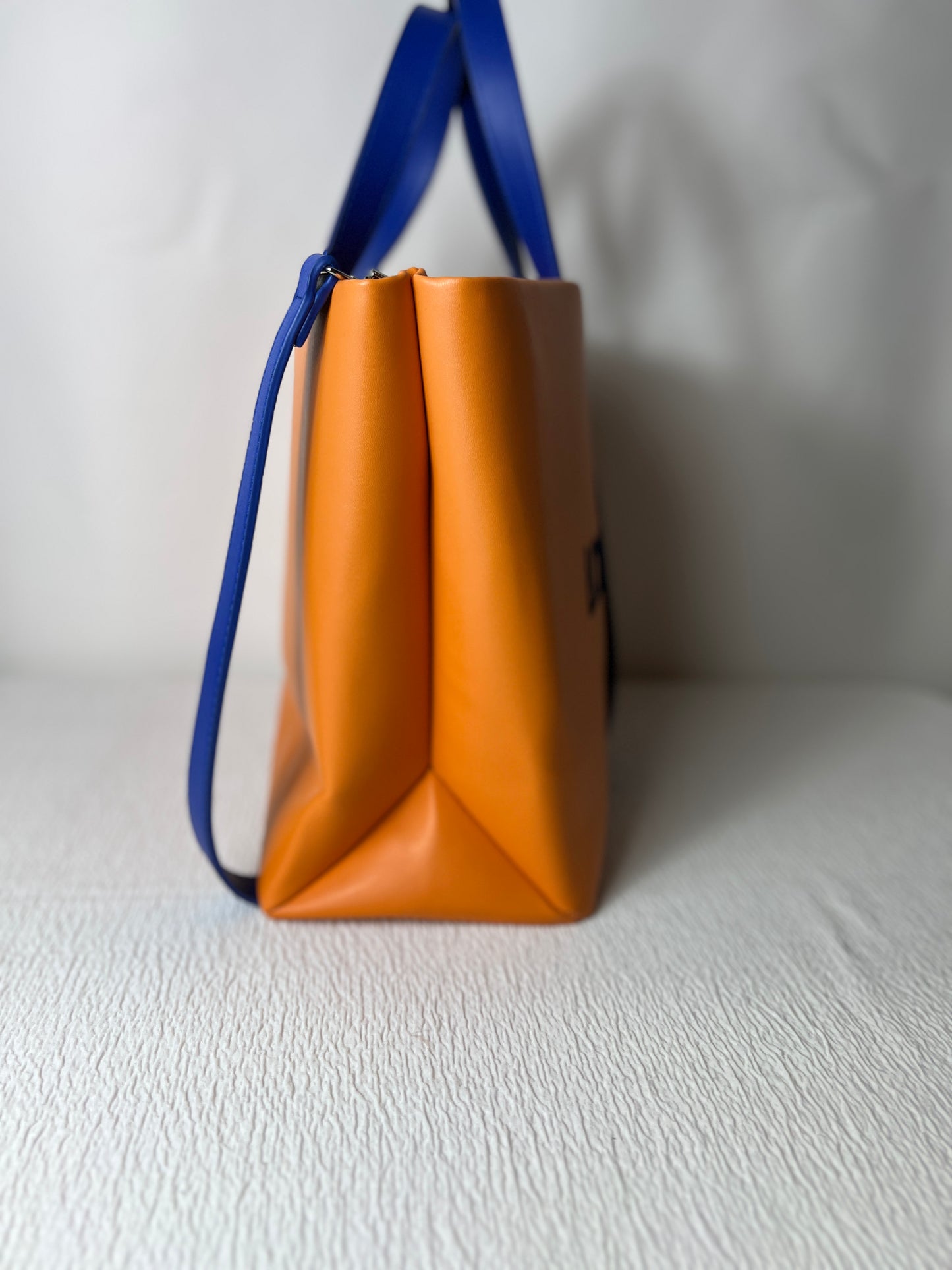 Medium shopper