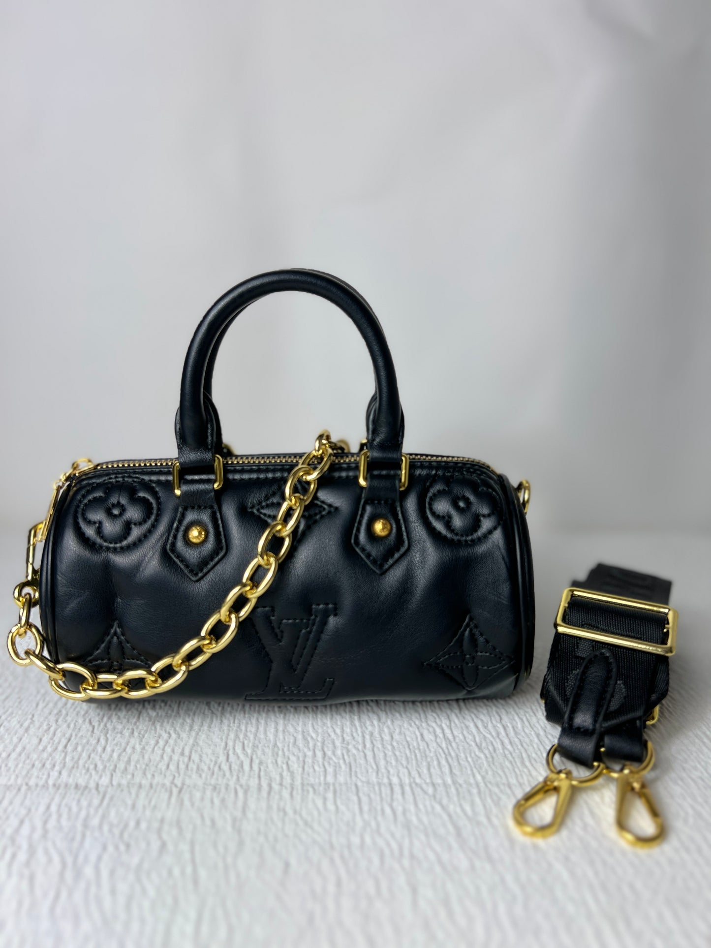 Black puffer set.