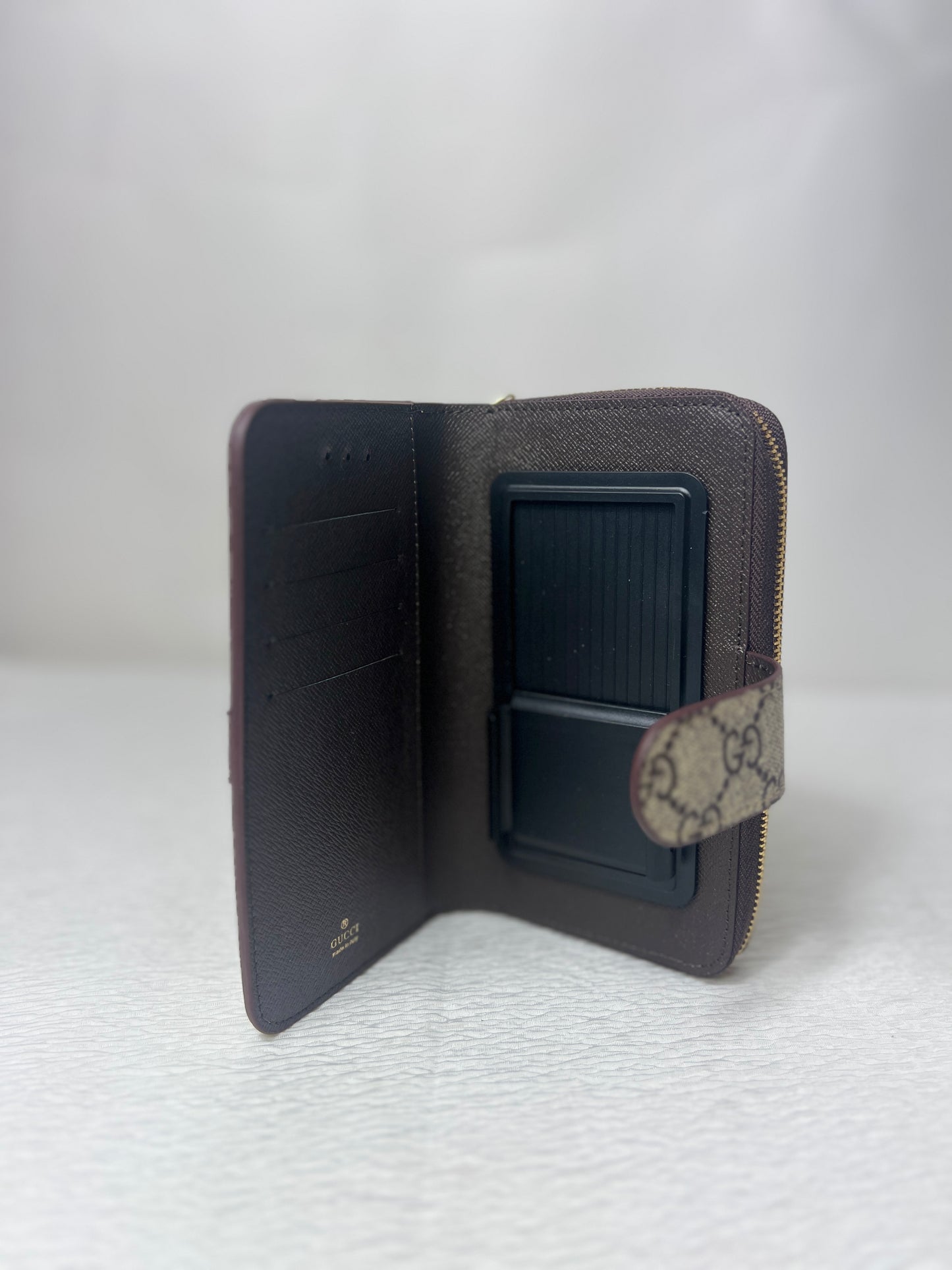 Phone wallet