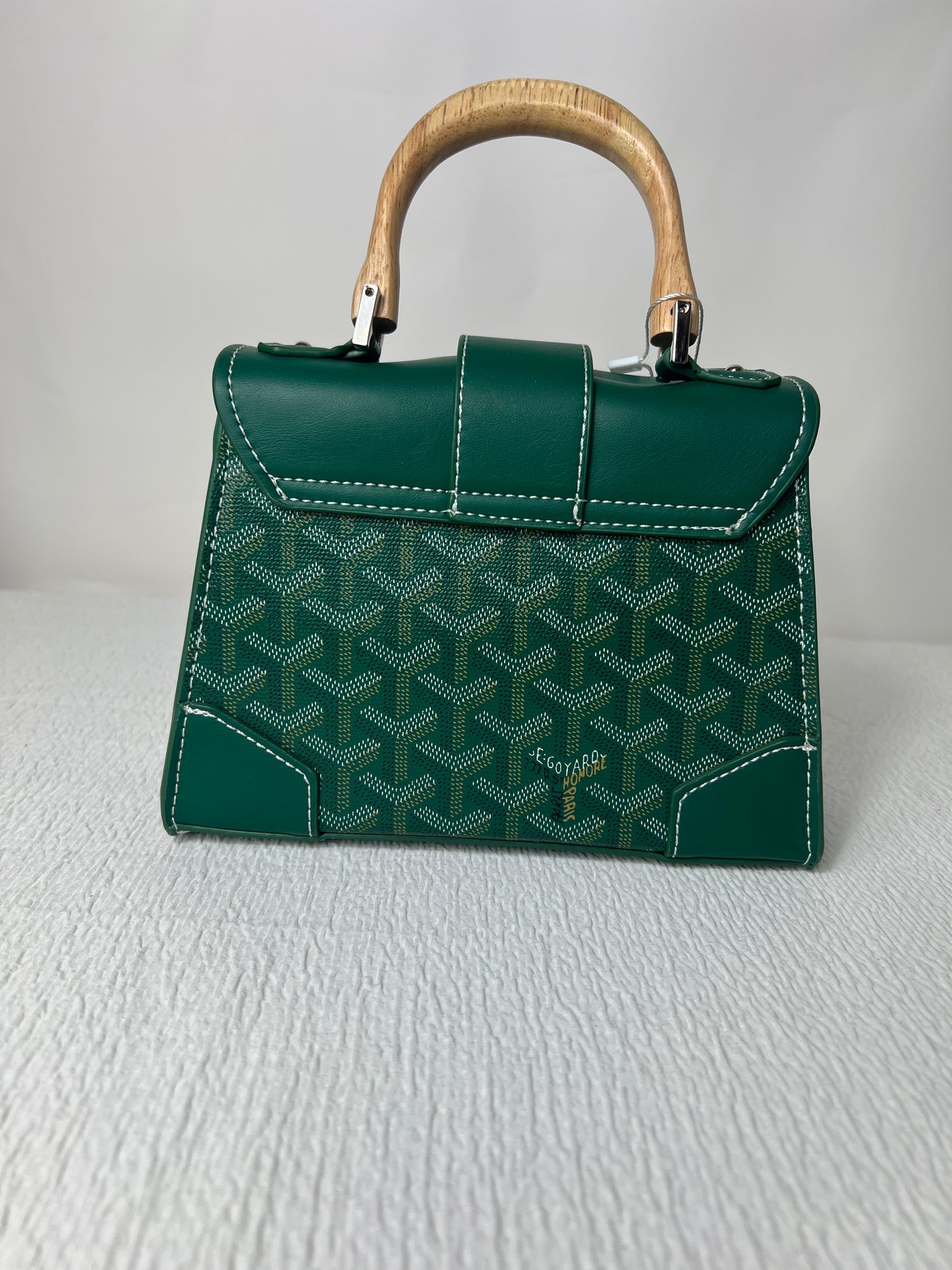 Green handbag with matching wallet