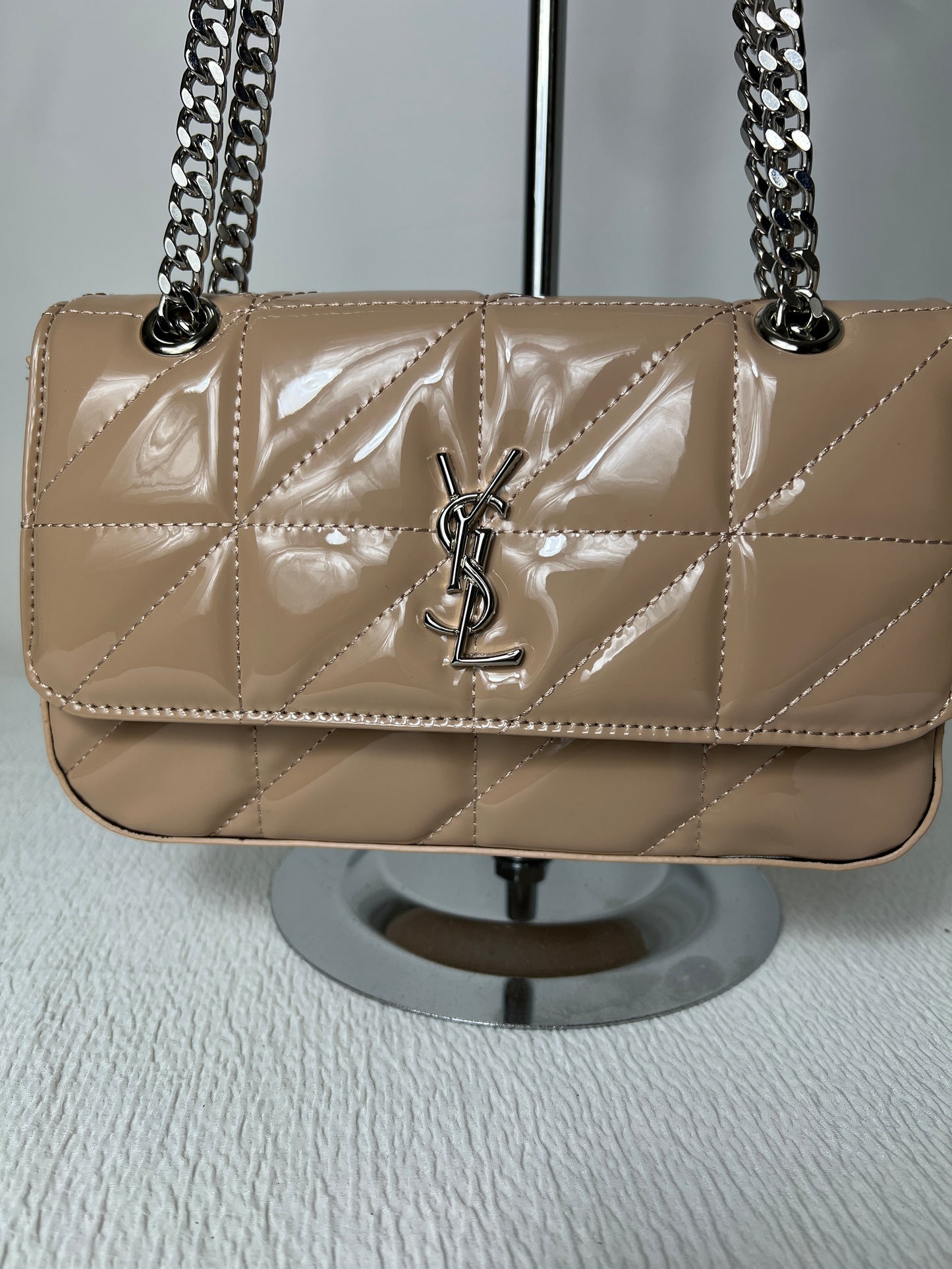 Patent leather YY