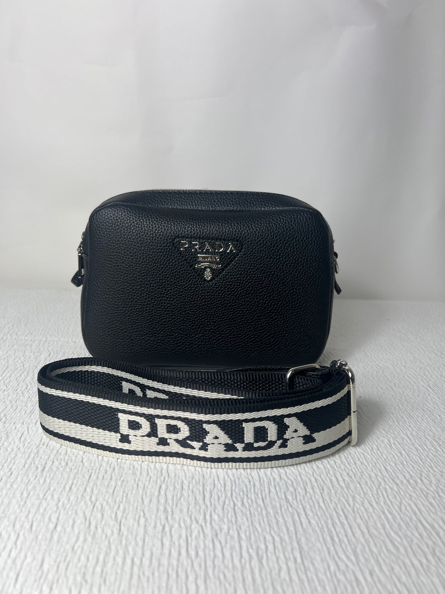 P camera bag