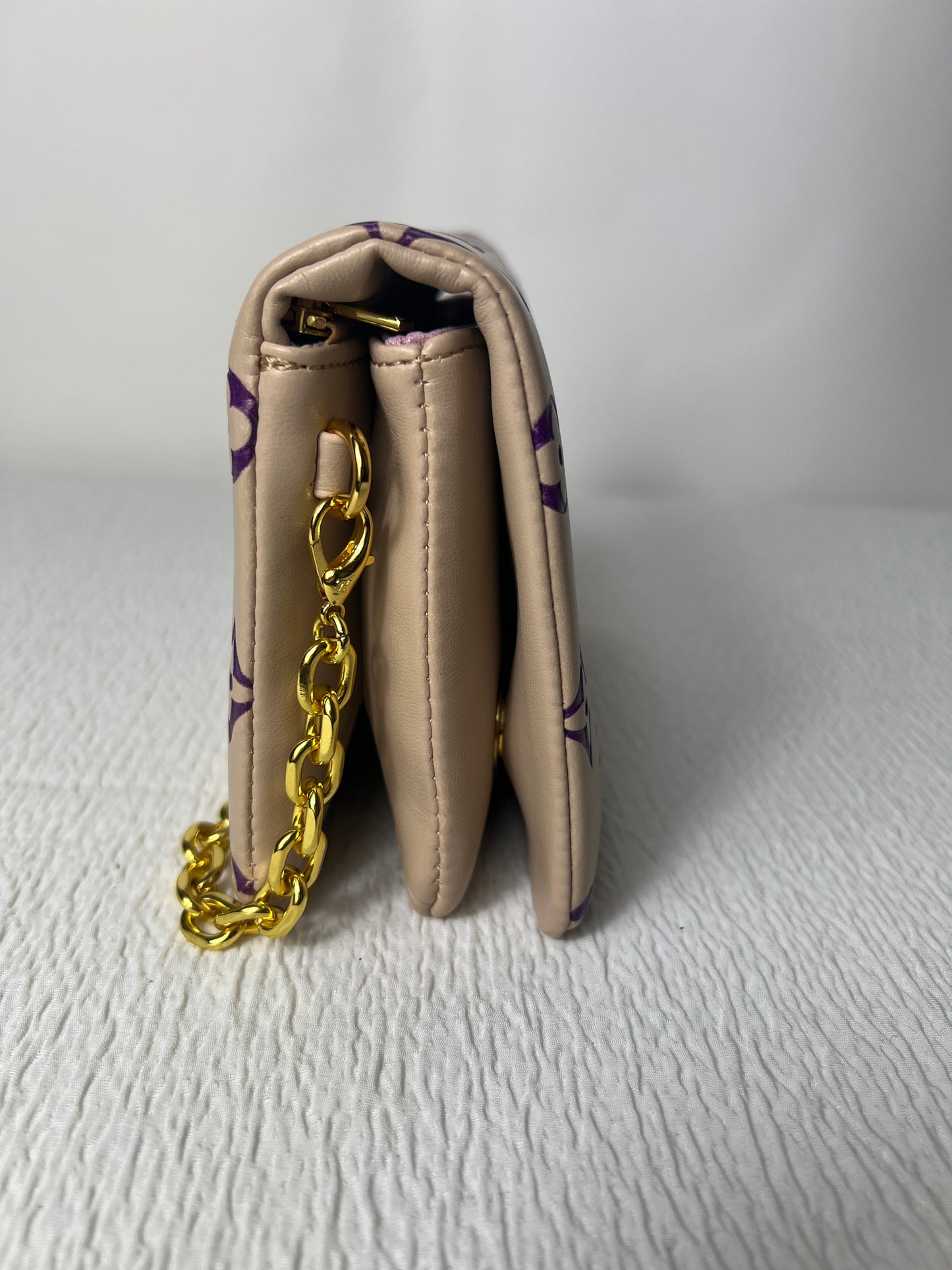 Mini bag in chain