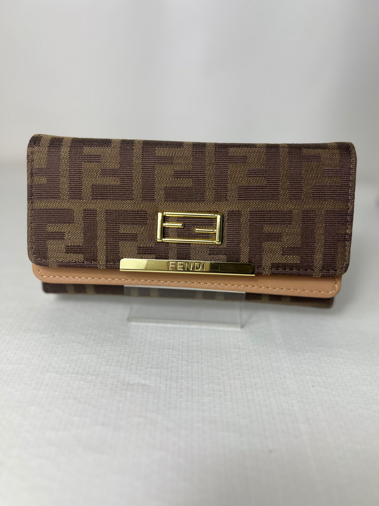 FF trifold