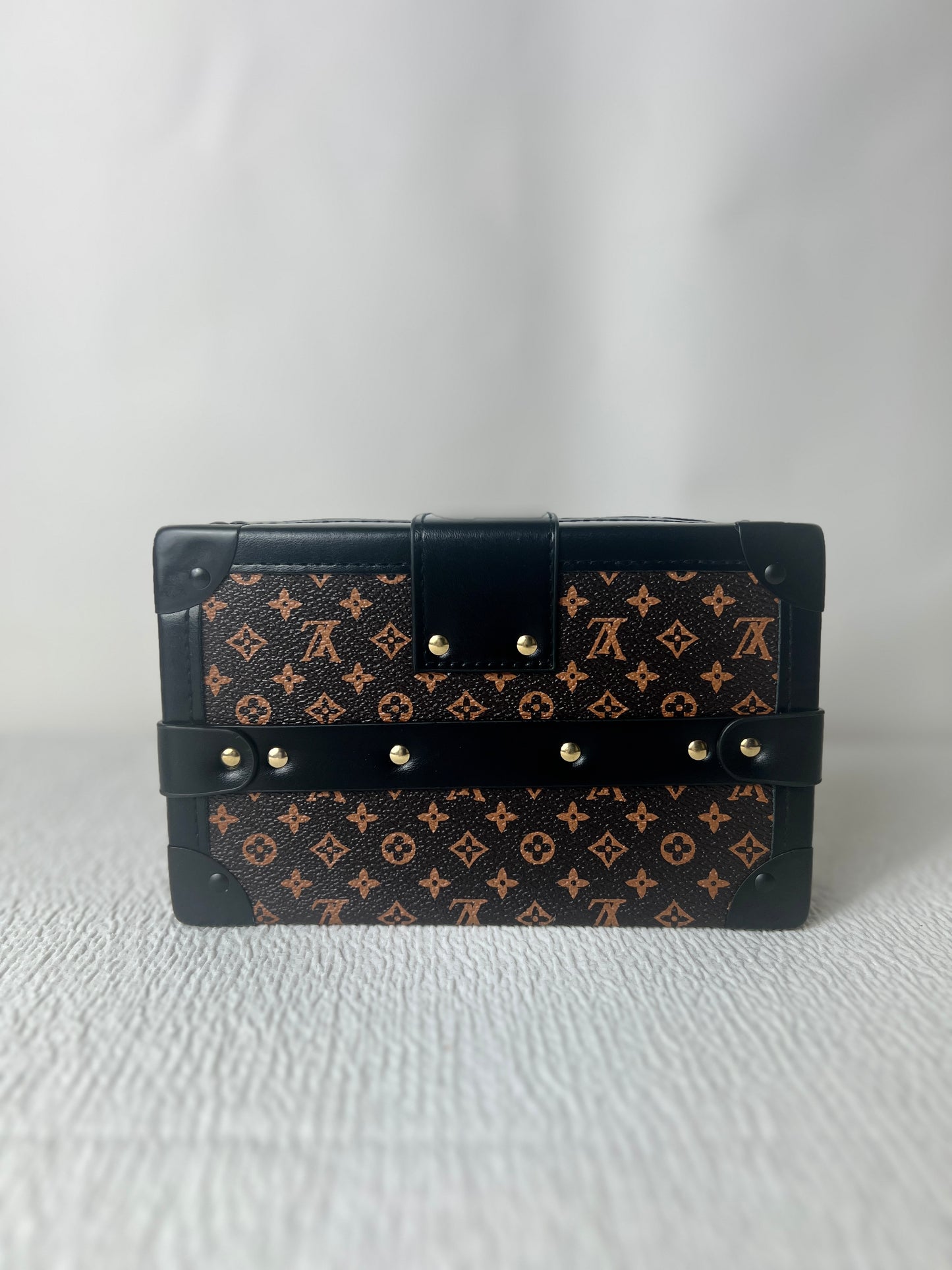 Mini trunk