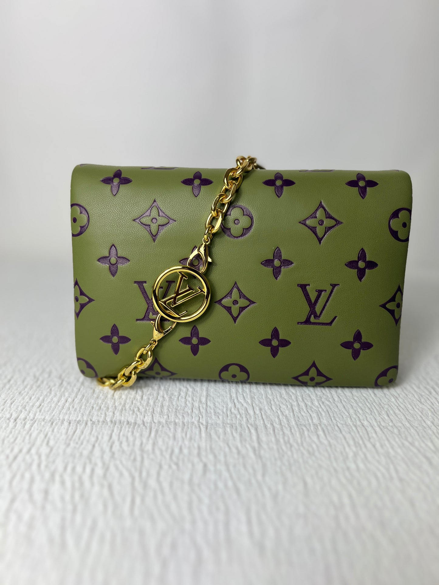 Mini bag in chain