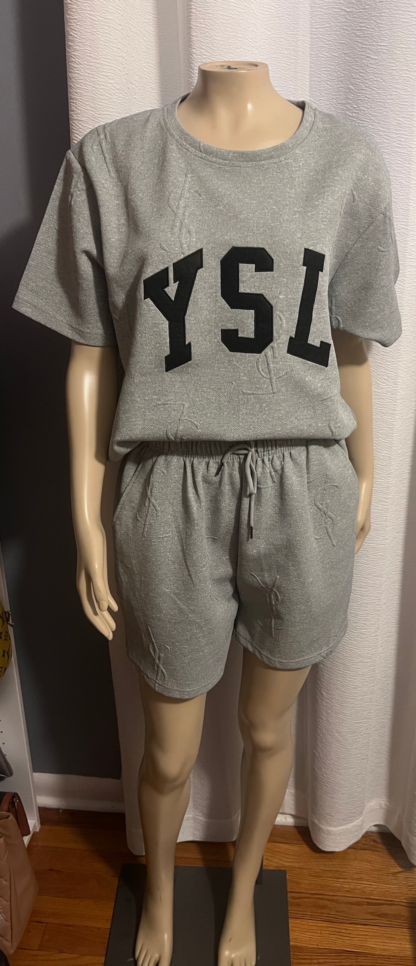 YY 2pc set.