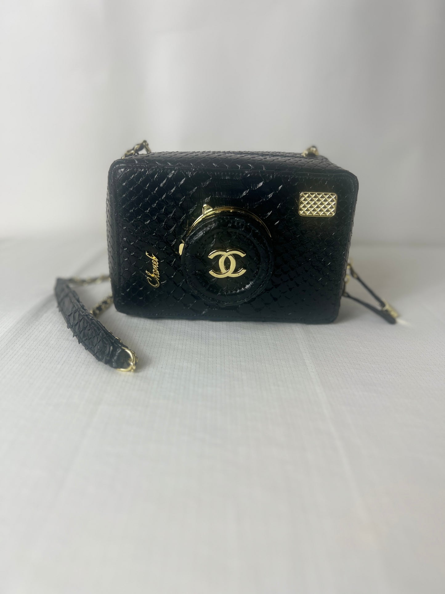 Snake skin camera￼