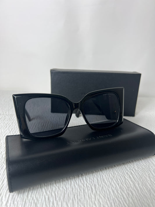 YY Shades