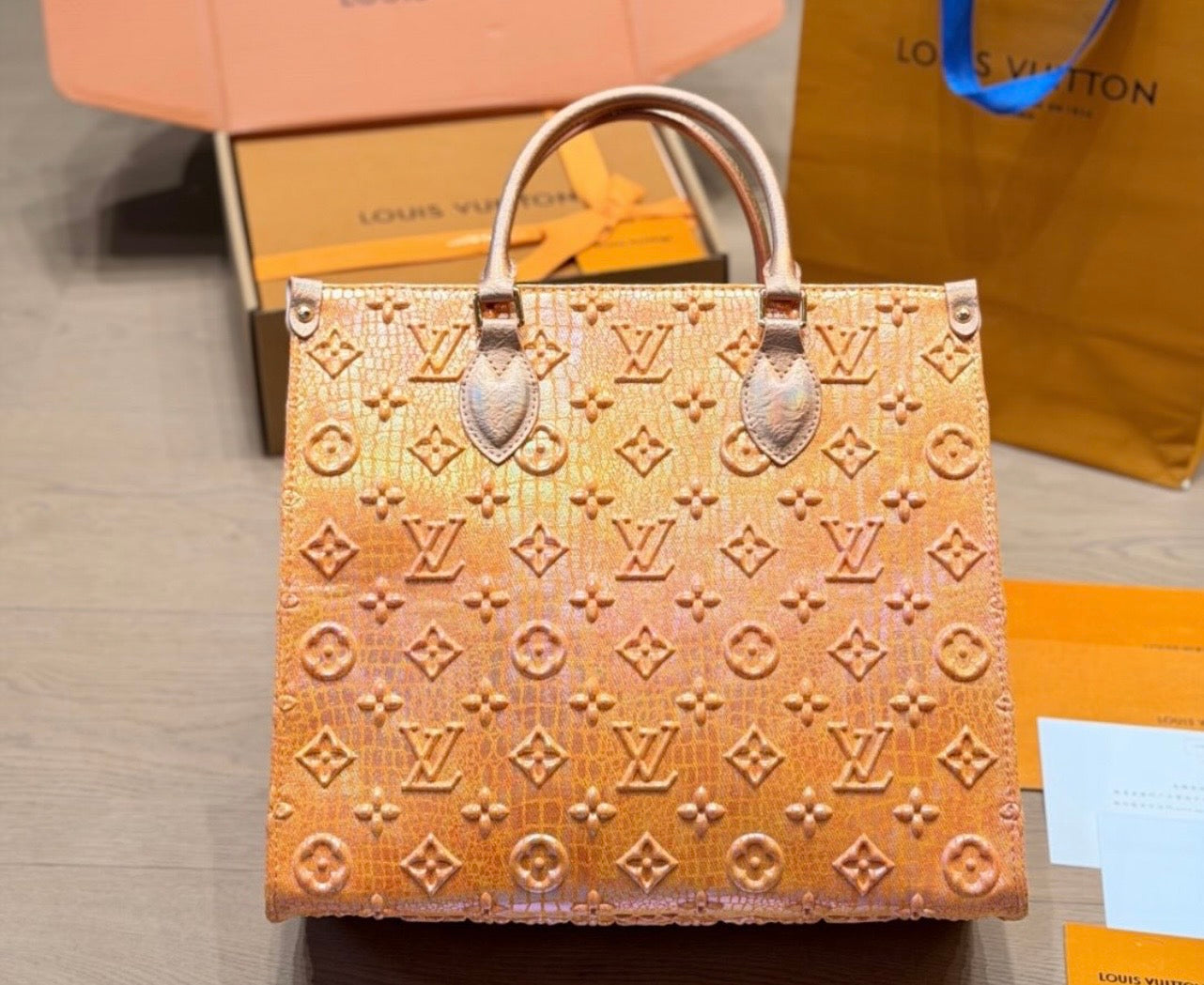 Iridescent orange tote￼