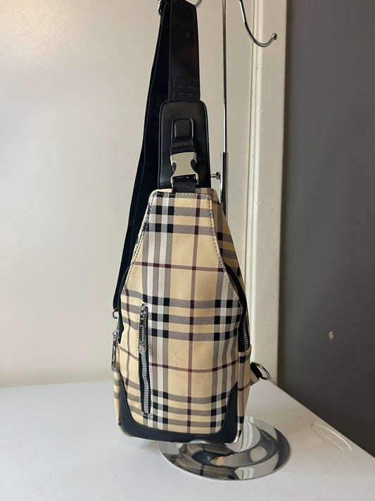 Medium crossbody