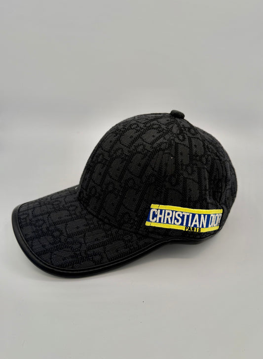 Black embroidered CD cap
