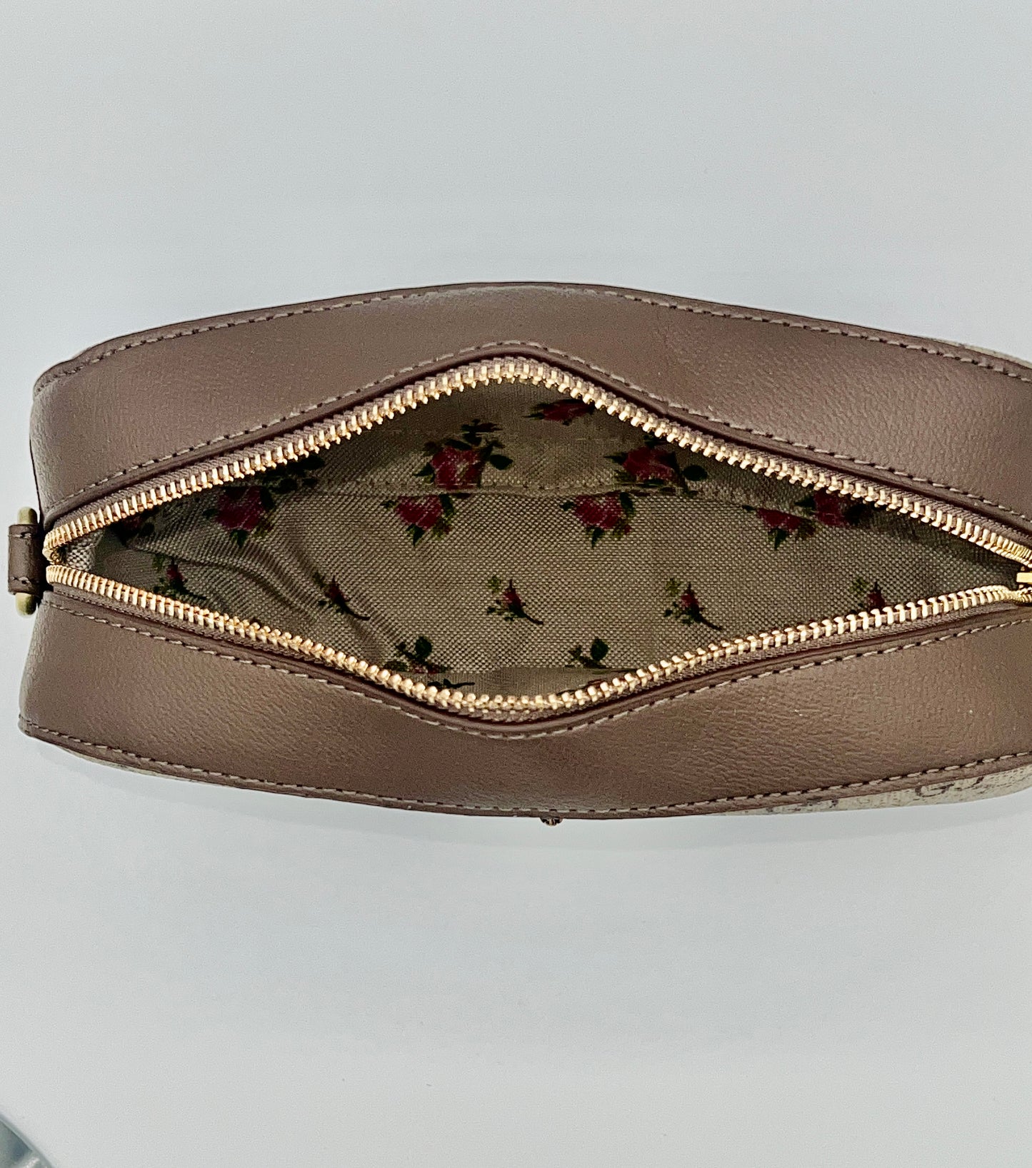 So perfect G camera bag
