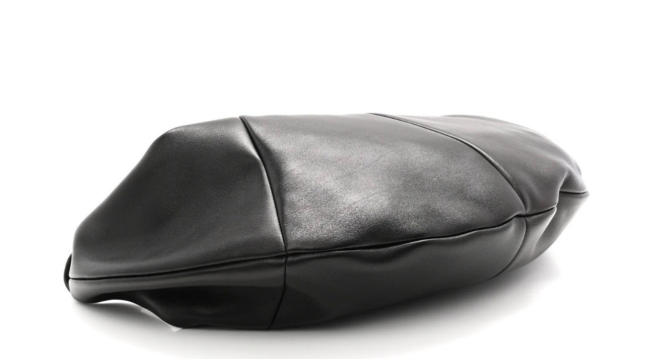 YY crossbody hobo