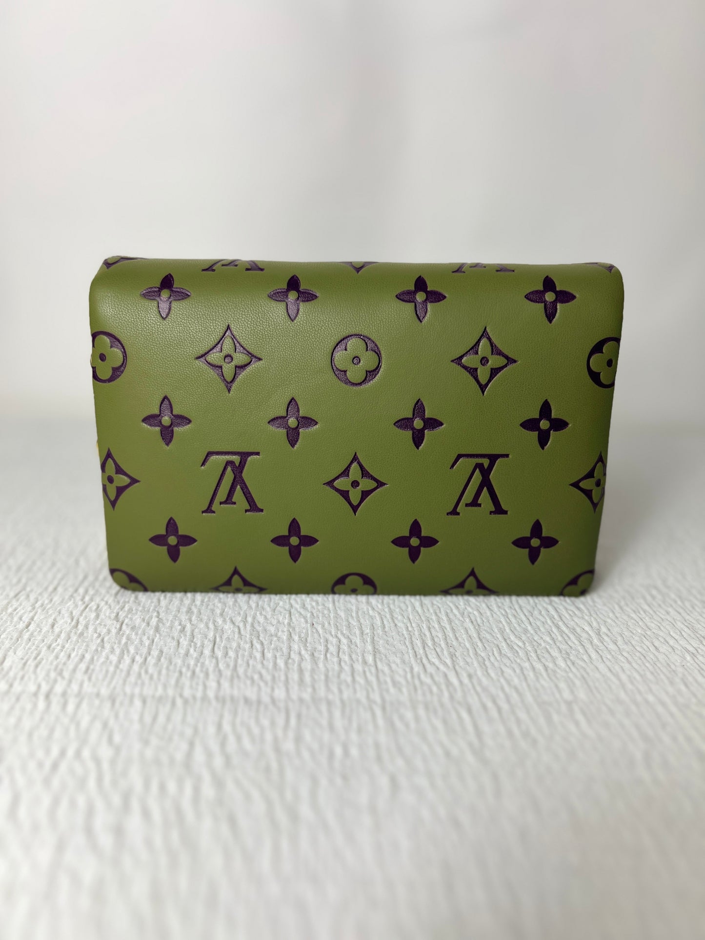Mini bag in chain