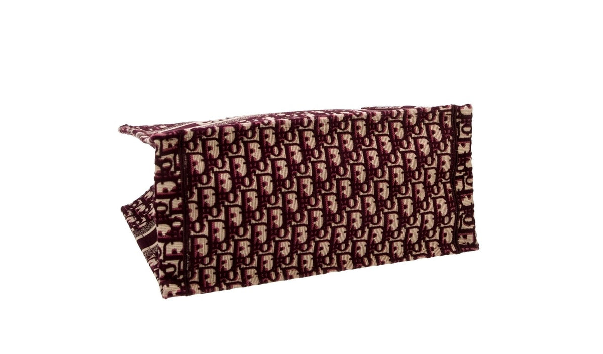 CD book tote