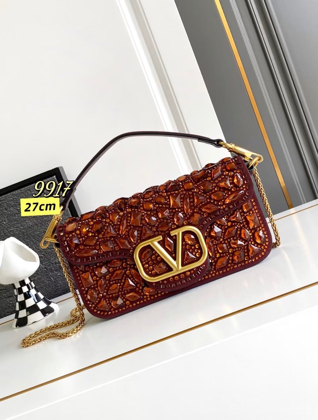 Bling Crystal V ￼