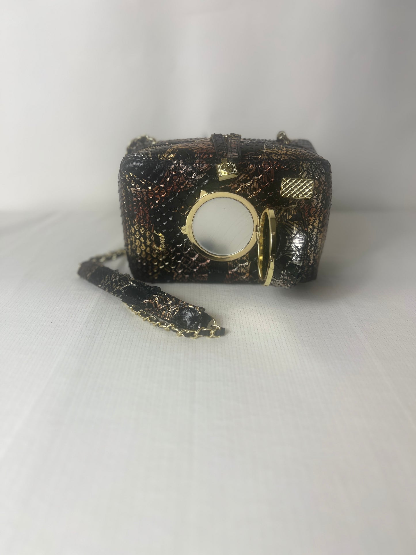 Snake skin camera￼