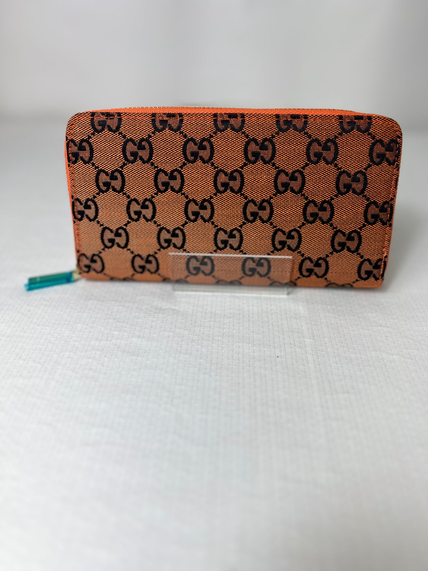 Canvas G wallet