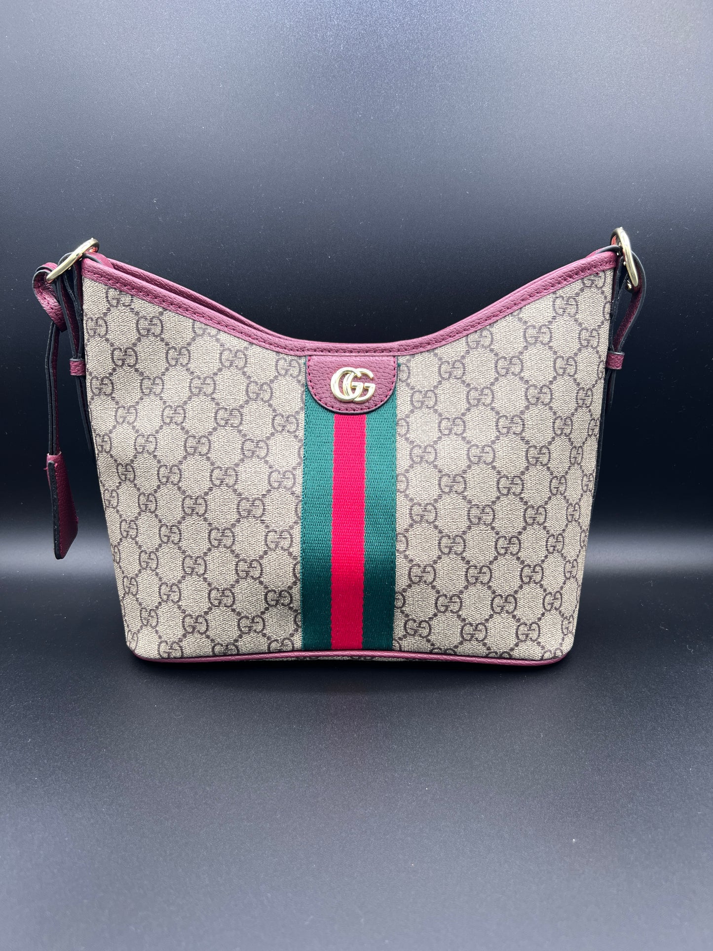 Top handle shoulder bag ￼