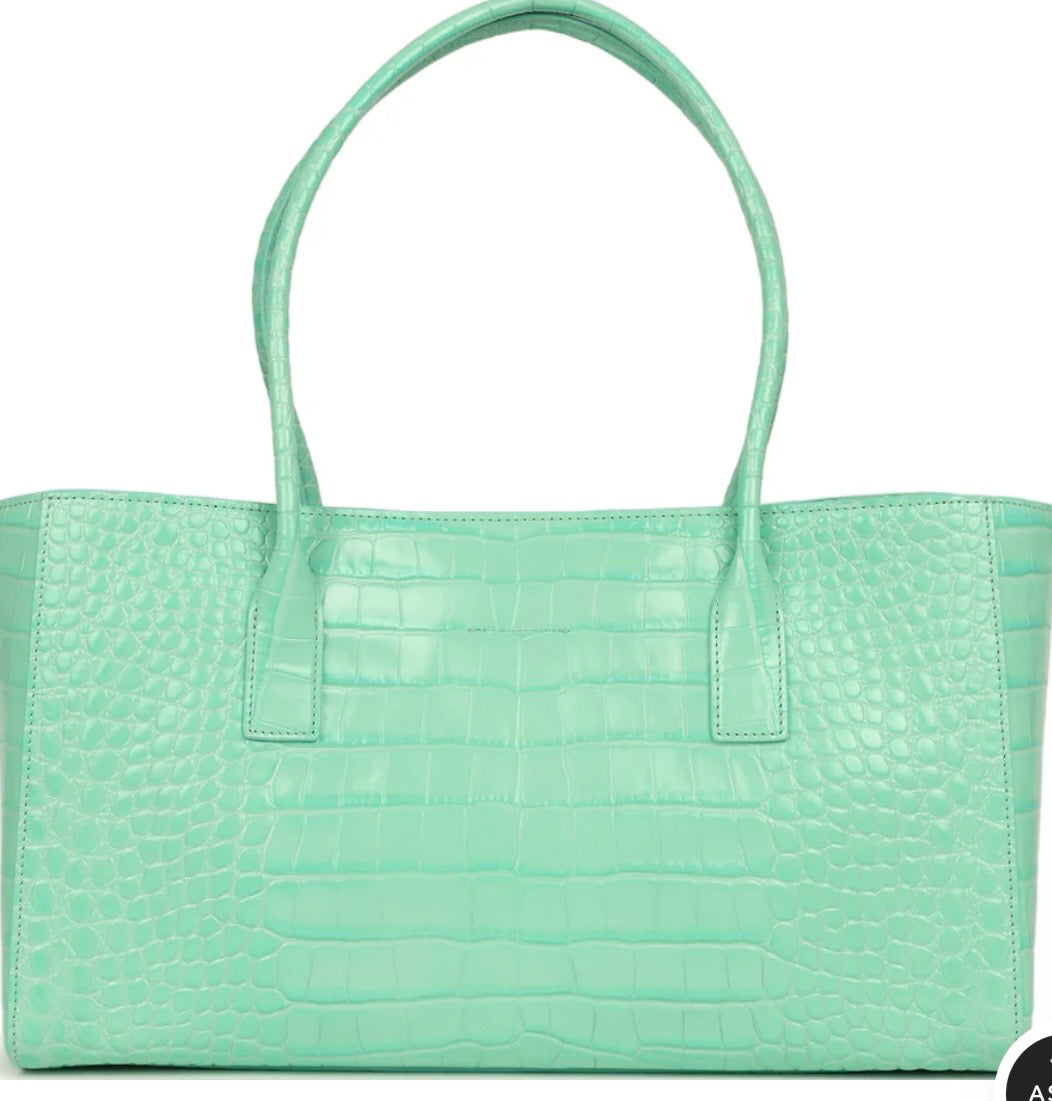 CC shopping tote