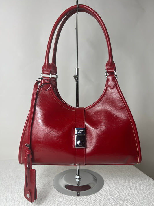 P waxed leather shoulder bag