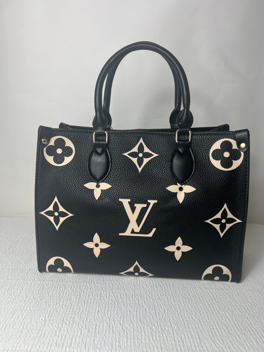 Black & white medium OTG